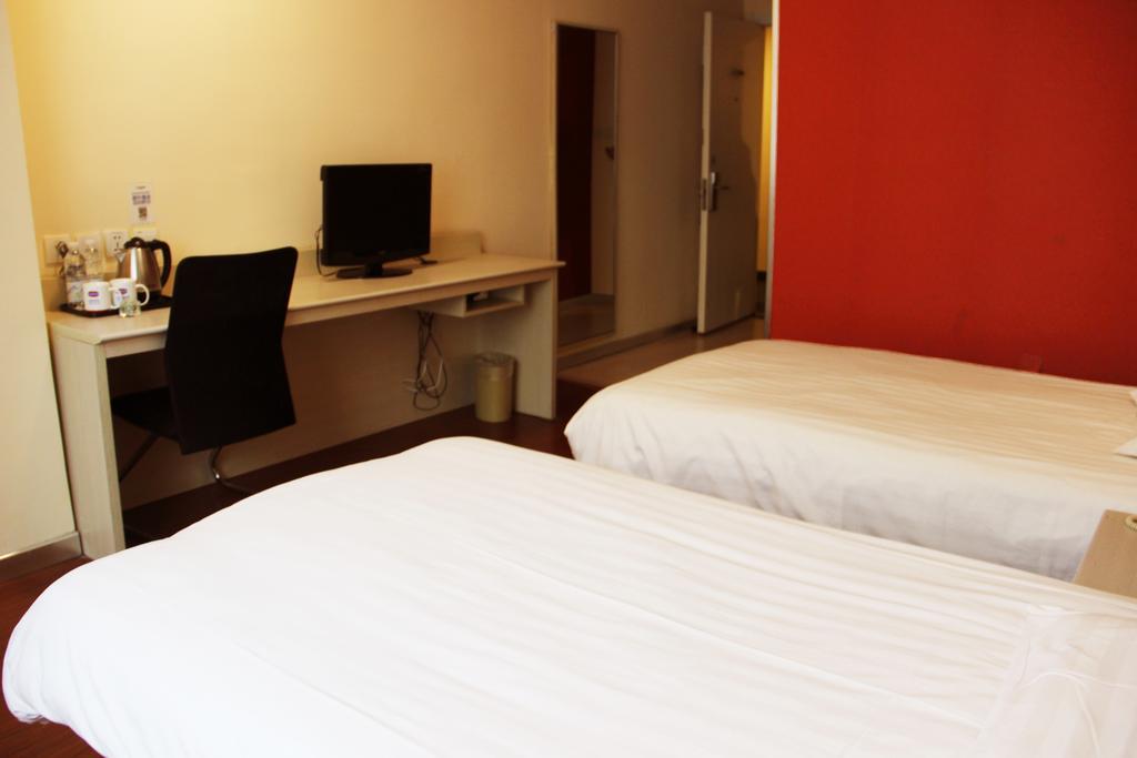 Hanting Hotel Shenyang Tiexi Furniture City Exterior photo